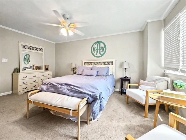 184 Peachtree Hollow Court, Atlanta, GA 30328
