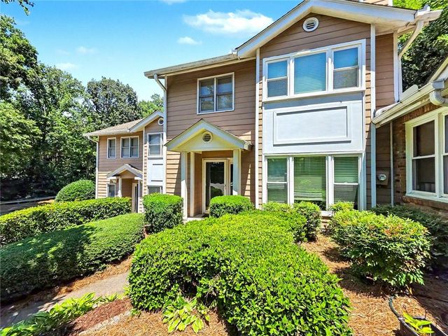 184 Peachtree Hollow Court, Atlanta, GA 30328