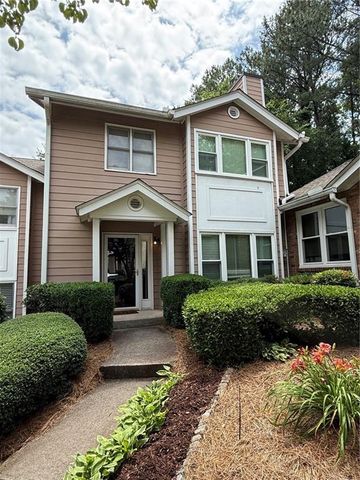 184 Peachtree Hollow Court, Atlanta, GA 30328