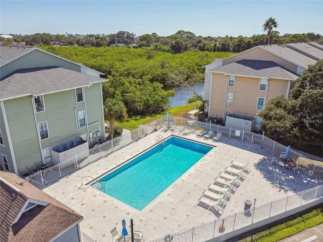455 ALT 19 S 246, Palm Harbor, FL 34683