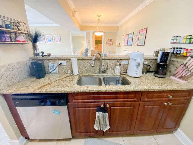 455 ALT 19 S 246, Palm Harbor, FL 34683