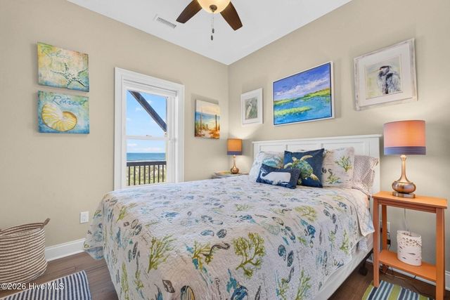 917 E Beach Drive, Oak Island, NC 28465