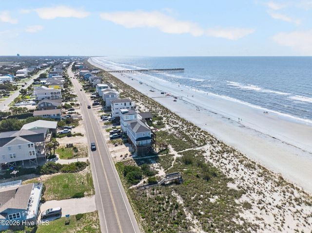 917 E Beach Drive, Oak Island, NC 28465