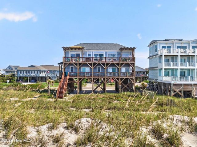 917 E Beach Drive, Oak Island, NC 28465