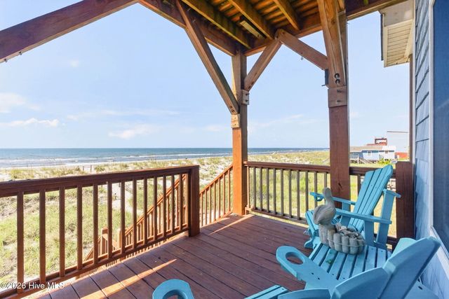 917 E Beach Drive, Oak Island, NC 28465