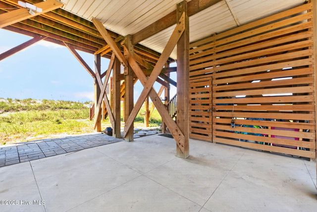 917 E Beach Drive, Oak Island, NC 28465