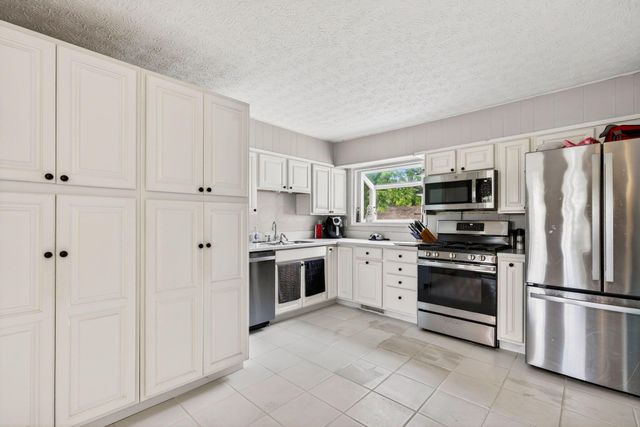 3114 Wessex Court, Columbus, OH 43232