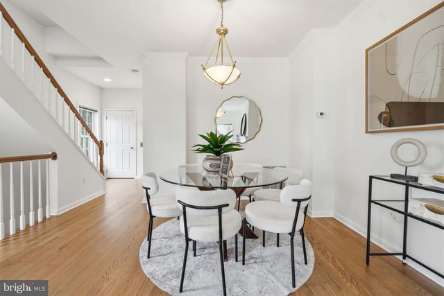 4096 21ST RD N, Arlington, VA 22207