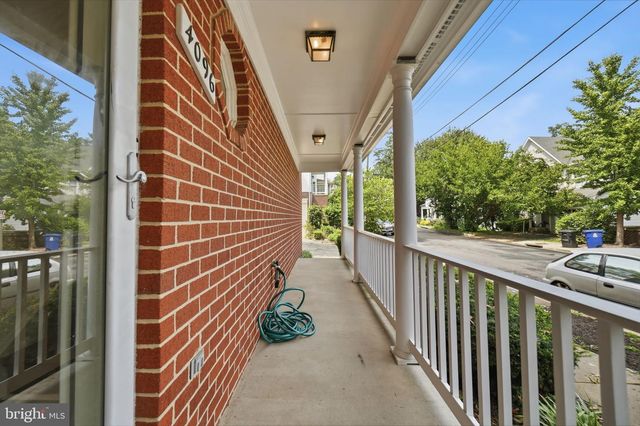 4096 21ST RD N, Arlington, VA 22207