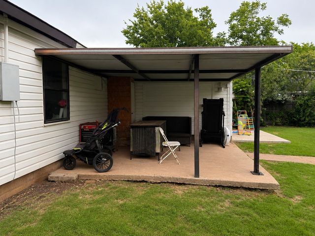 2122 Riviera Drive, Dallas, TX 75211