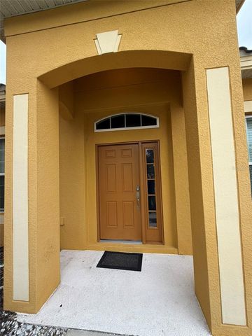 4052 OAKTREE DRIVE, Davenport, FL 33837
