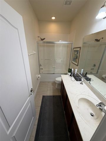 4052 OAKTREE DRIVE, Davenport, FL 33837