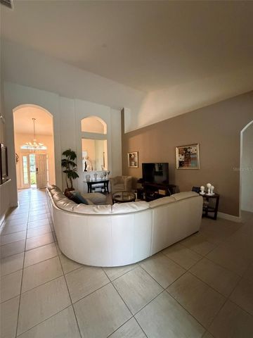 4052 OAKTREE DRIVE, Davenport, FL 33837
