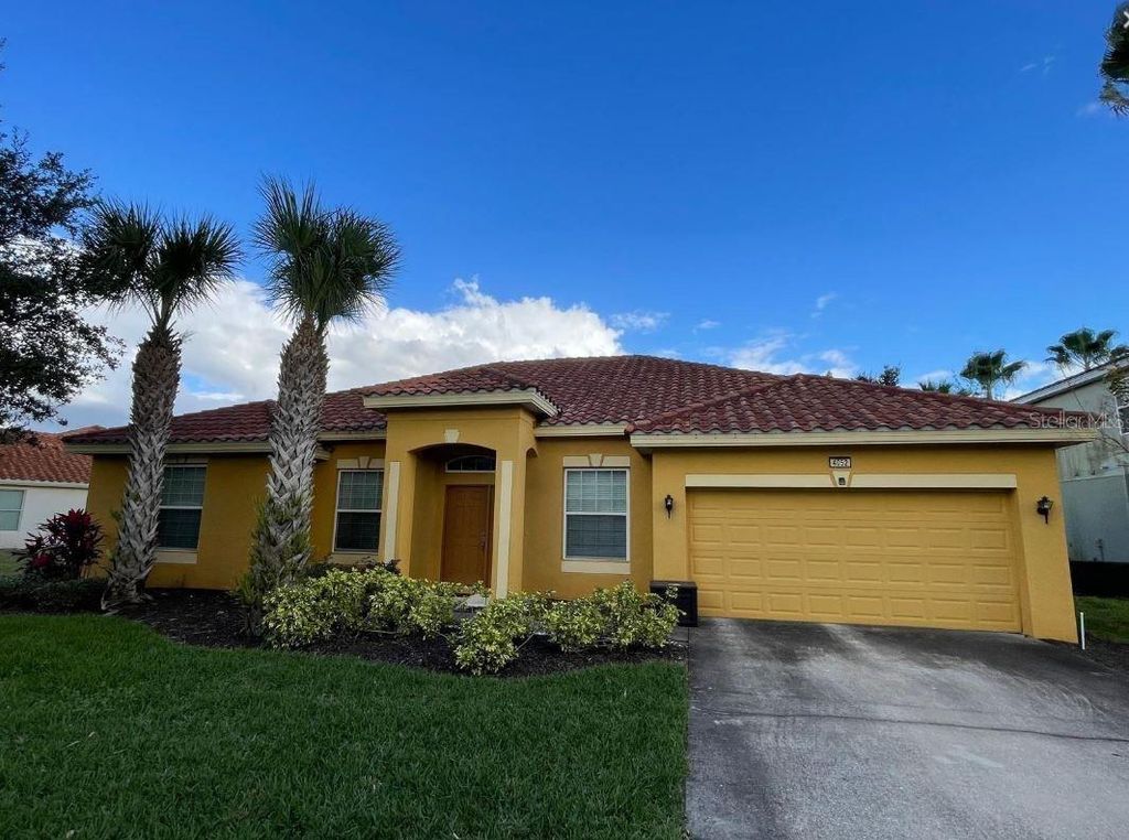 4052 OAKTREE DRIVE, Davenport, FL 33837