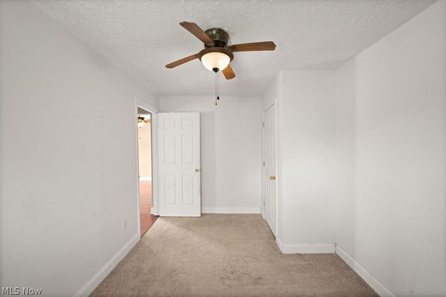 909 Camden Avenue, Parkersburg, WV 26101