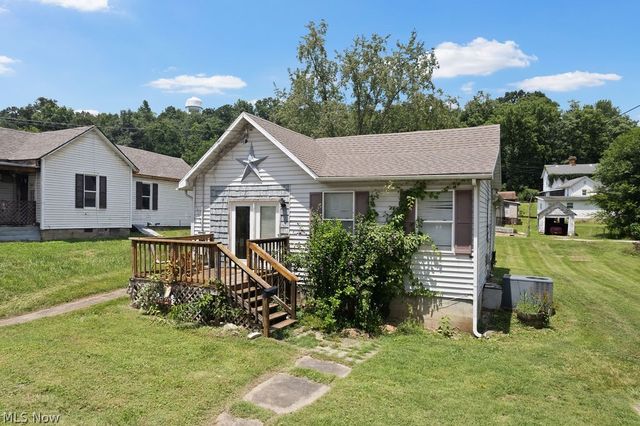 909 Camden Avenue, Parkersburg, WV 26101
