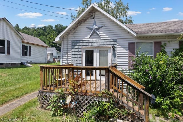 909 Camden Avenue, Parkersburg, WV 26101