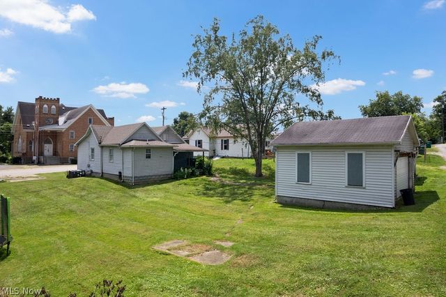 909 Camden Avenue, Parkersburg, WV 26101