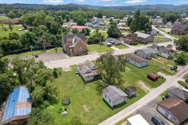 909 Camden Avenue, Parkersburg, WV 26101