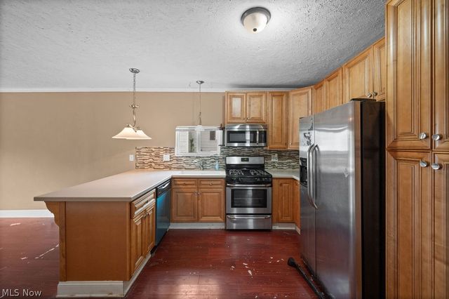 909 Camden Avenue, Parkersburg, WV 26101
