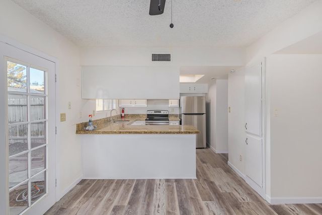 1029 E Bendix Drive, Tempe, AZ 85283