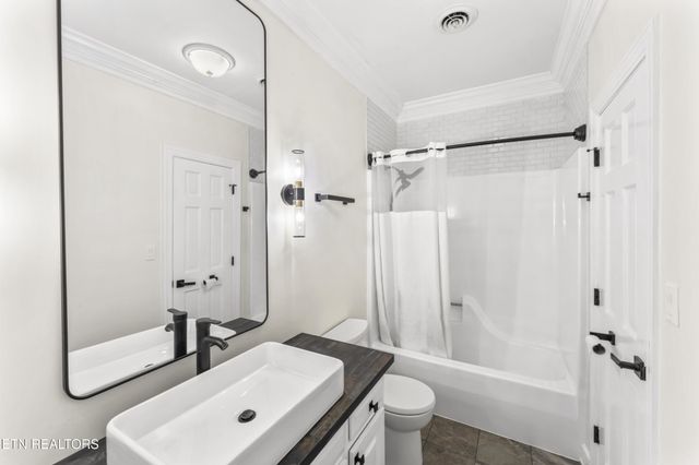 103 Amanda Place, Oak Ridge, TN 37830