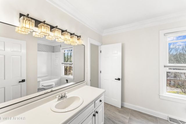 103 Amanda Place, Oak Ridge, TN 37830