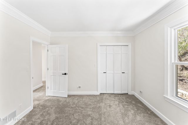 103 Amanda Place, Oak Ridge, TN 37830