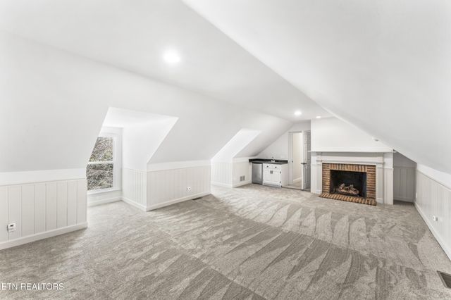 103 Amanda Place, Oak Ridge, TN 37830