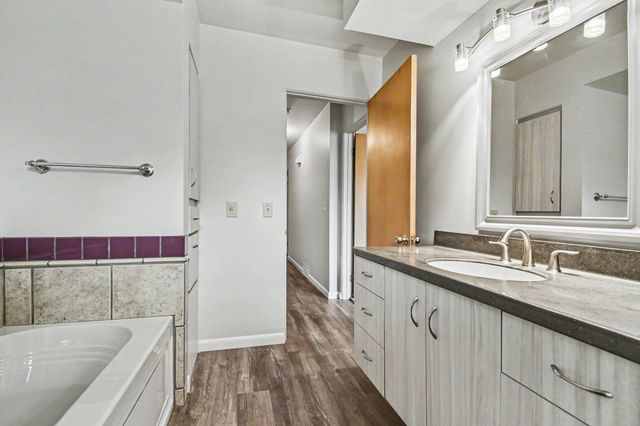 310 S Lincoln Road, Bay City, MI 48708