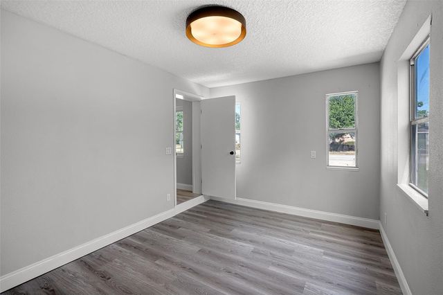 2105 9TH STREET NE, Winter Haven, FL 33880