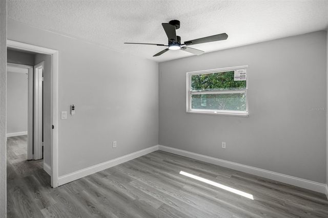 2105 9TH STREET NE, Winter Haven, FL 33880