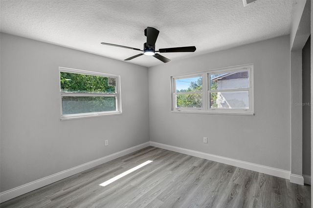 2105 9TH STREET NE, Winter Haven, FL 33880