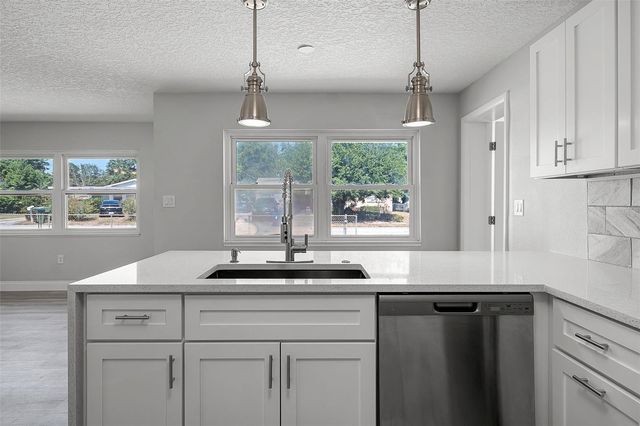 2105 9TH STREET NE, Winter Haven, FL 33880