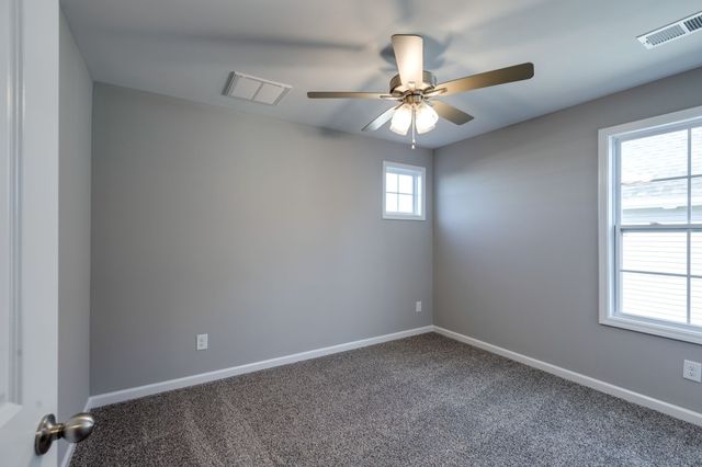 1216B Paradise Hill Rd, Clarksville, TN 37040