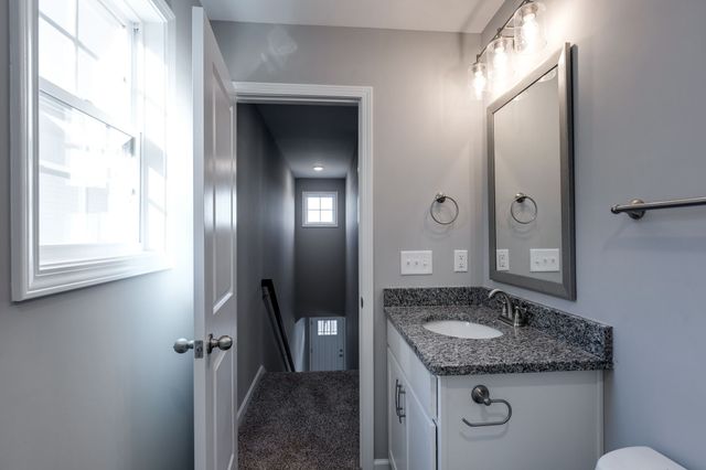 1216B Paradise Hill Rd, Clarksville, TN 37040