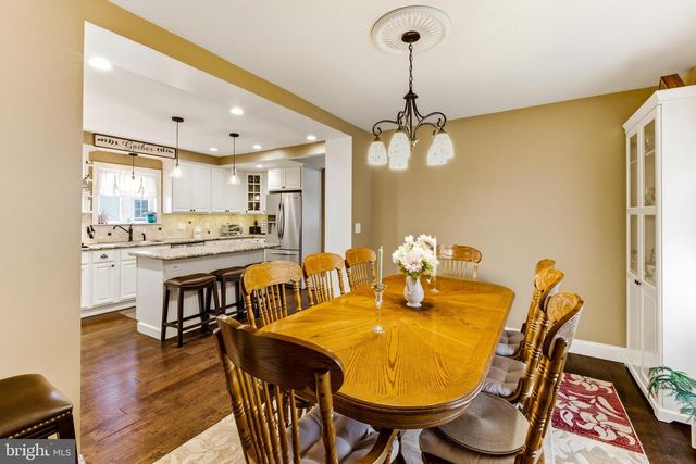 128 READING AVE, Barrington, NJ 08007