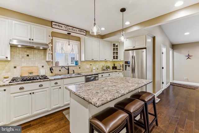 128 READING AVE, Barrington, NJ 08007
