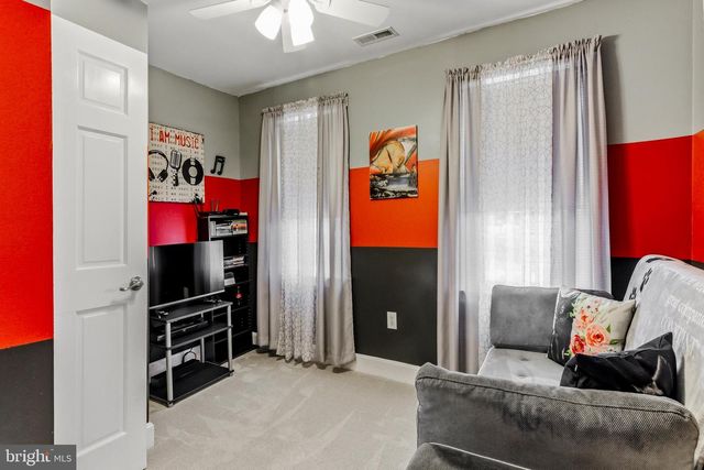 128 READING AVE, Barrington, NJ 08007