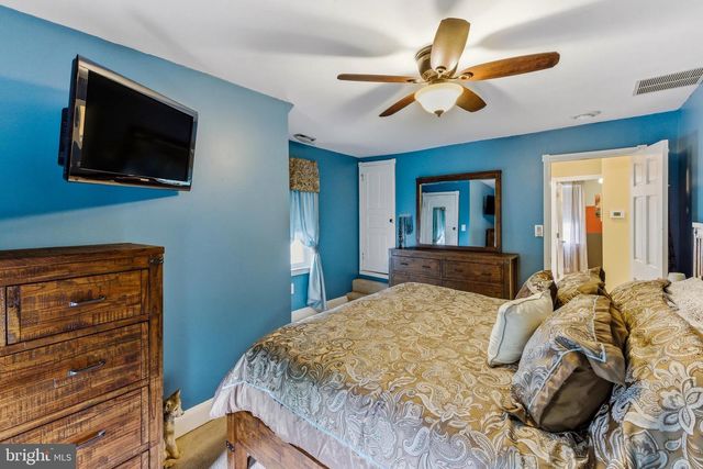 128 READING AVE, Barrington, NJ 08007
