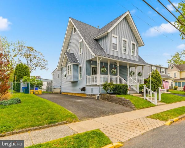 128 READING AVE, Barrington, NJ 08007