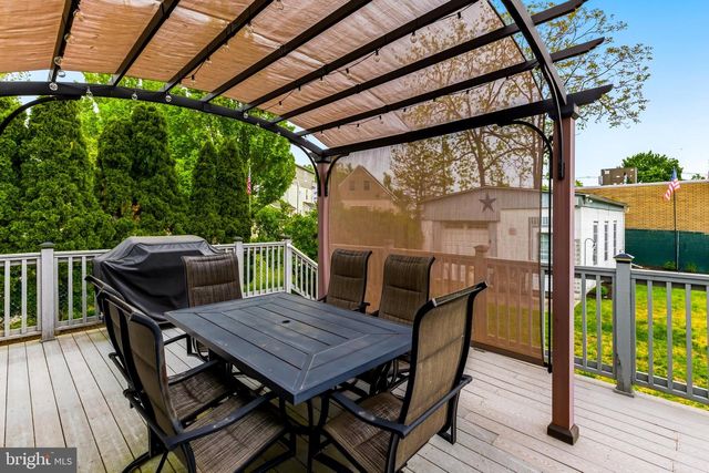 128 READING AVE, Barrington, NJ 08007