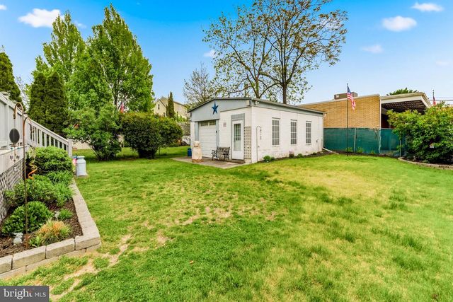 128 READING AVE, Barrington, NJ 08007