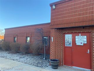 2425 Austin Parkway, Flint, MI 48507