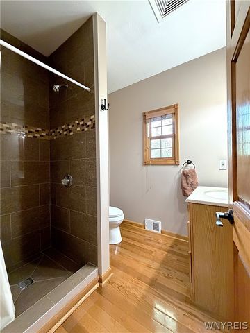1362 Town Line Road, Lancaster, NY 14004
