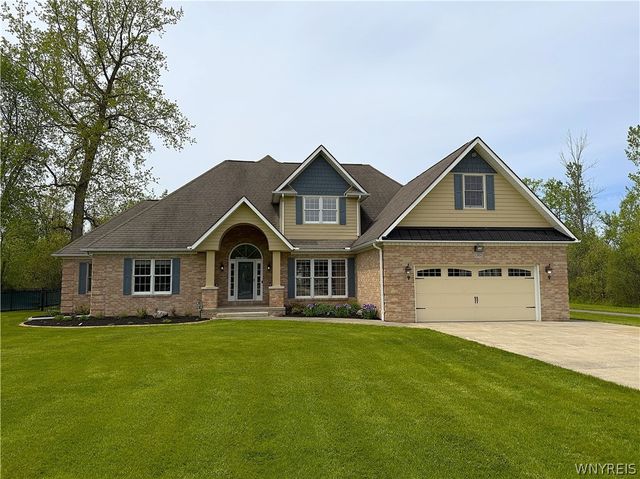 1362 Town Line Road, Lancaster, NY 14004