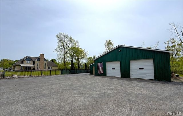 1362 Town Line Road, Lancaster, NY 14004