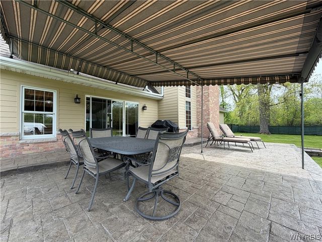 1362 Town Line Road, Lancaster, NY 14004