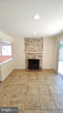 41 PEREGRINE DR, Voorhees, NJ 08043