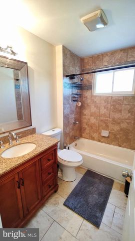 41 PEREGRINE DR, Voorhees, NJ 08043